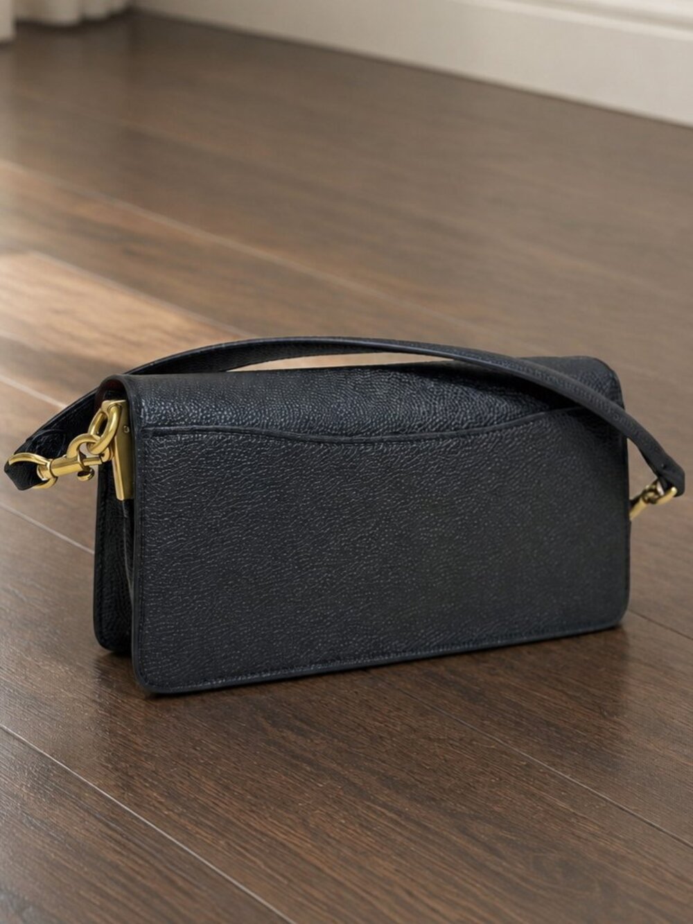 Coach Tabby Shoulder Bag 26 - Picture 3 of 7
